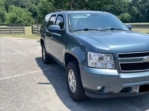 Blue 2008 Chevrolet Tahoe LT