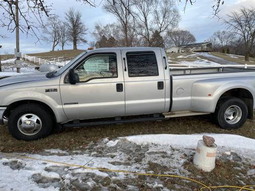 Photo 1 of 8 of 2001 Ford F-350 Crew Cab Super Duty DRW