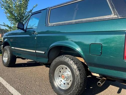 Green 1993 Ford Bronco XLT
