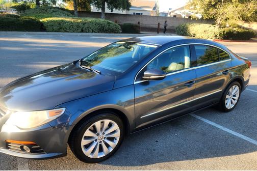 2009 Volkswagen CC Sport