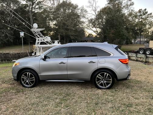 Photo 3 of 9 of 2017 Acura MDX 3.5L w/Advance Package