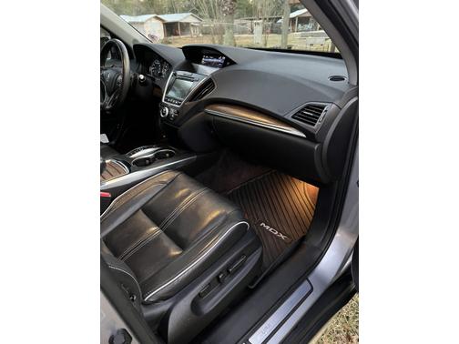 Photo 5 of 9 of 2017 Acura MDX 3.5L w/Advance Package