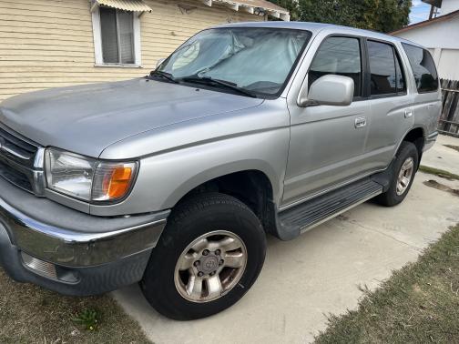 2001 Toyota 4Runner SR5