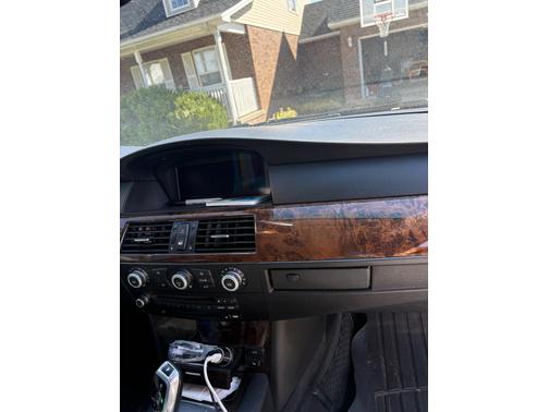2009 BMW 528 xi