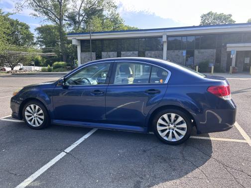 2010 Subaru Legacy 2.5 i Limited