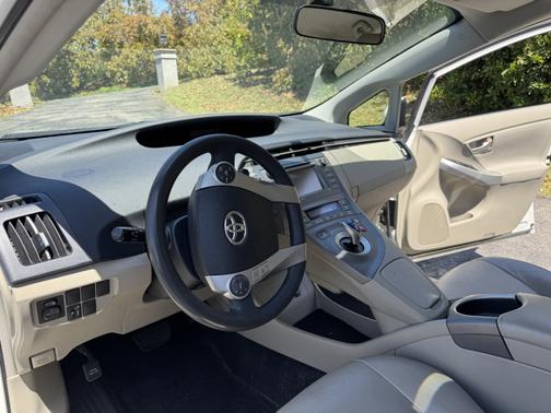 2015 Toyota Prius Three