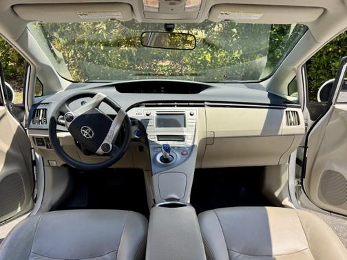 2015 Toyota Prius Three