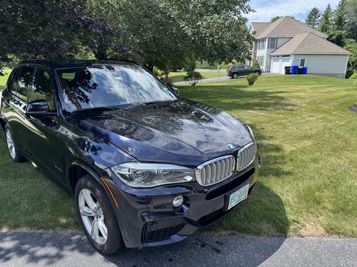 Black 2018 BMW X5 xDrive50i