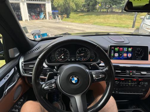 Black 2018 BMW X5 xDrive50i