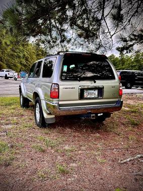 Gray 2002 Toyota 4Runner SR5