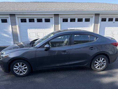 2016 Mazda Mazda3 i Sport