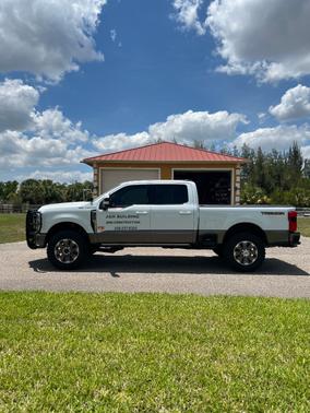 White 2023 Ford F-250 King Ranch