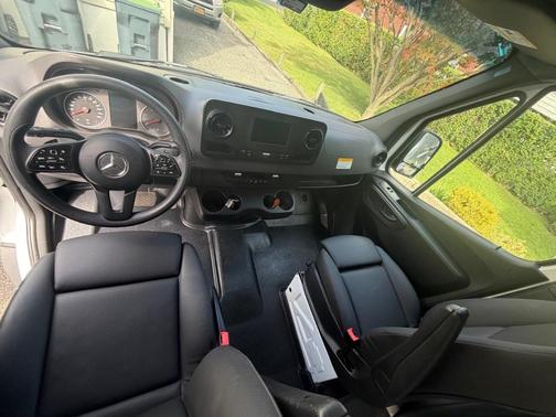 White 2024 Mercedes-Benz Sprinter 2500 Standard Roof