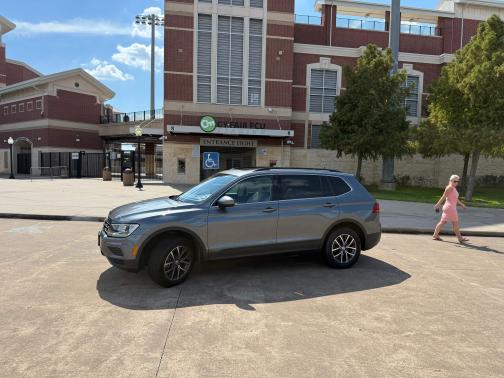 2019 Volkswagen Tiguan 2.0T SE