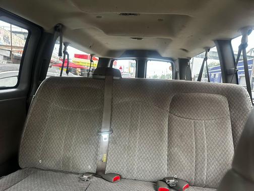 2007 Chevrolet Express 3500 Base