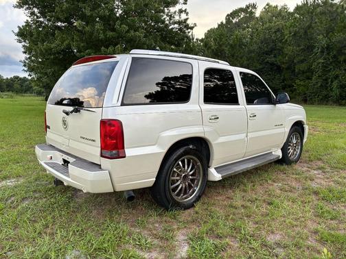 White 2006 Cadillac Escalade Base
