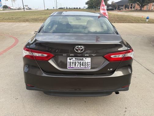 2018 Toyota Camry LE