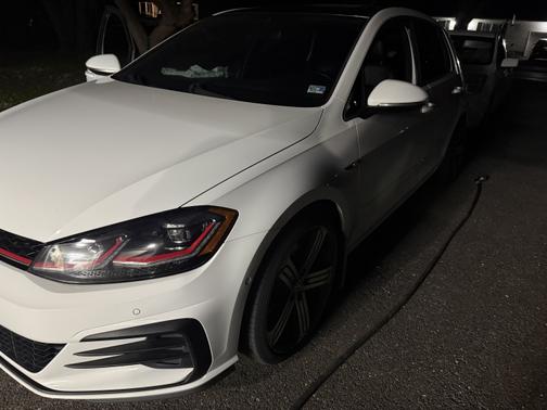 White 2019 Volkswagen Golf GTI 2.0T Autobahn 4-Door