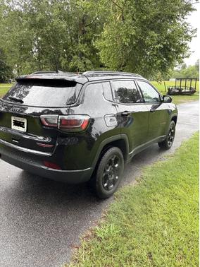 2023 Jeep Compass Trailhawk