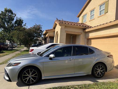 Silver 2021 Toyota Camry SE