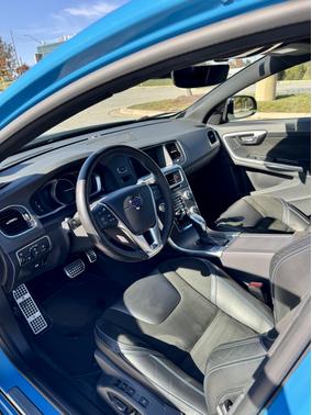2018 Volvo V60 Polestar