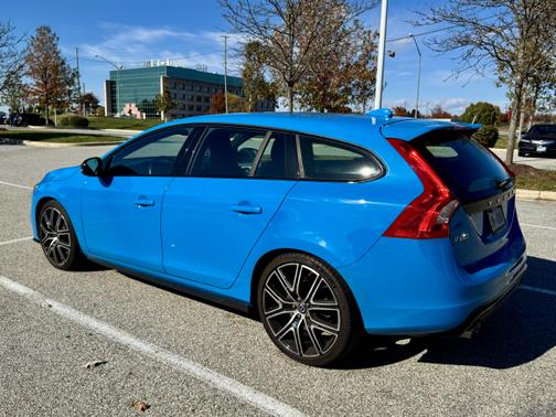 2018 Volvo V60 Polestar