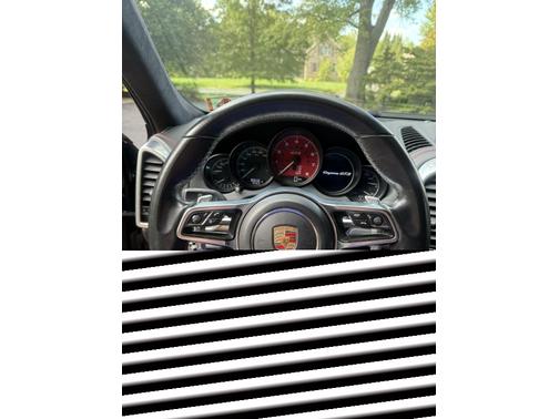 2016 Porsche Cayenne Cayenne GTS