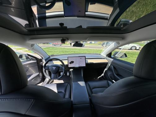 2019 Tesla Model 3 Performance