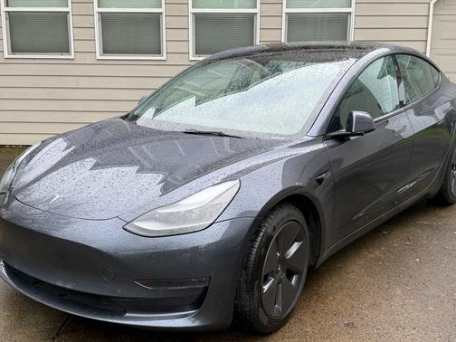 2023 Tesla Model 3 Base
