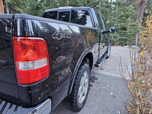 2006 Ford F-150 Lariat SuperCrew