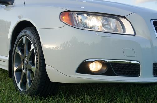 2010 Volvo V70 3.2