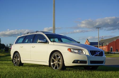 2010 Volvo V70 3.2