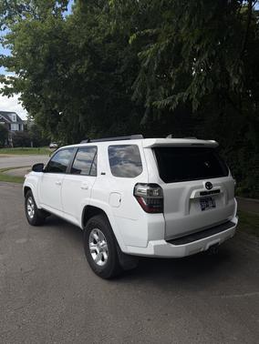 White 2018 Toyota 4Runner SR5