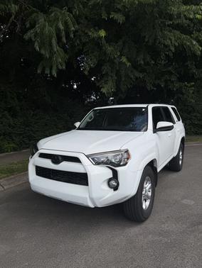 White 2018 Toyota 4Runner SR5