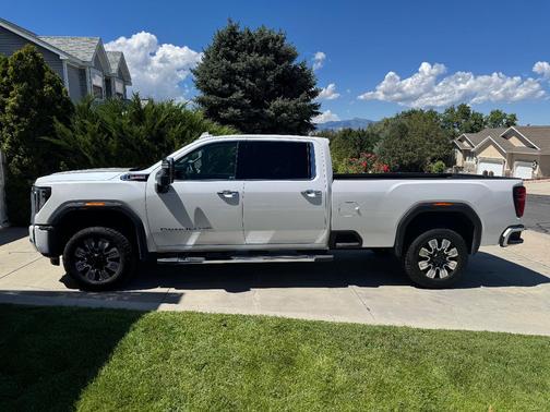 White 2024 GMC Sierra 3500 Denali
