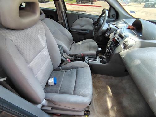 Gray 2006 Saturn Ion 2