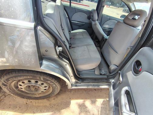 Gray 2006 Saturn Ion 2