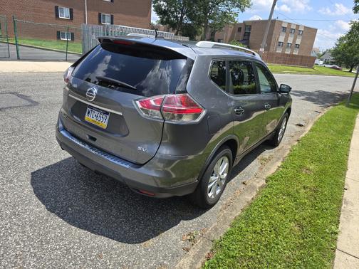 2015 Nissan Rogue SV