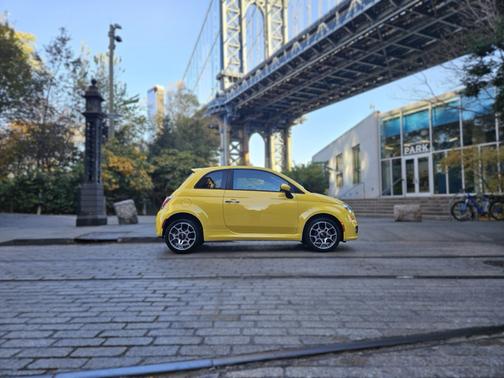 2012 FIAT 500 Sport