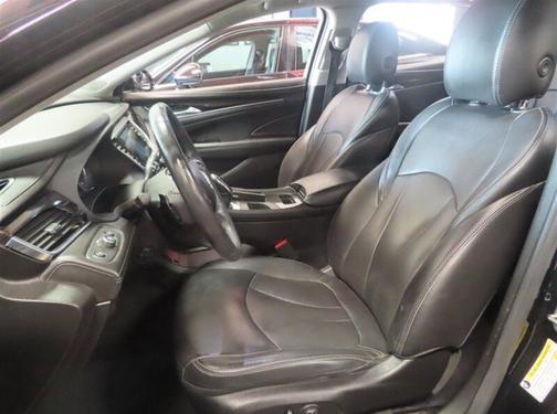 2017 Buick LaCrosse Essence