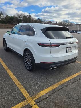 2021 Porsche Cayenne Cayenne