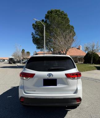 2019 Toyota Highlander LE