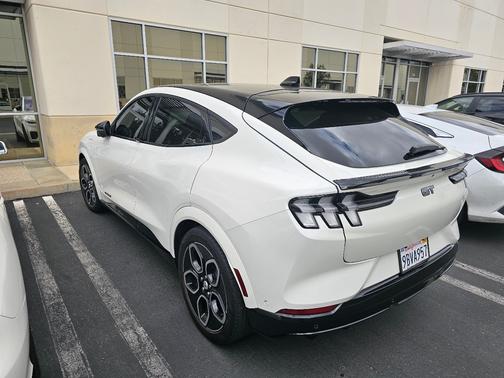 2022 Ford Mustang Mach-E GT