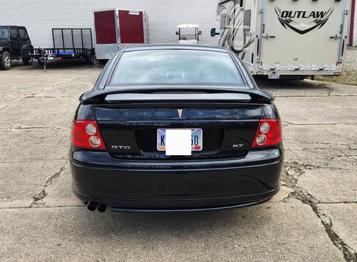 Black 2004 Pontiac GTO Base