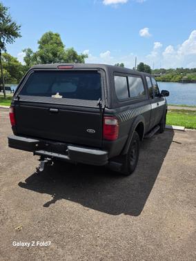 Black 2002 Ford Ranger XLT SuperCab