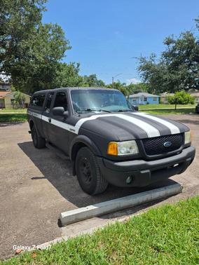 Black 2002 Ford Ranger XLT SuperCab