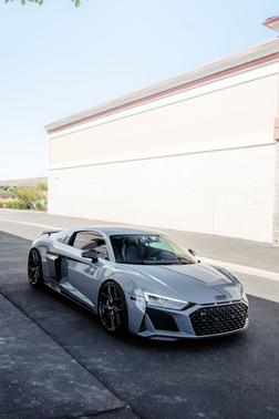 Gray 2020 Audi R8 5.2 V10 performance