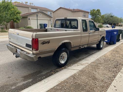 1993 Ford F-150 XL SuperCab