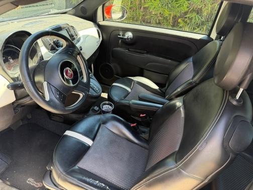 White 2018 FIAT 500e Battery Electric