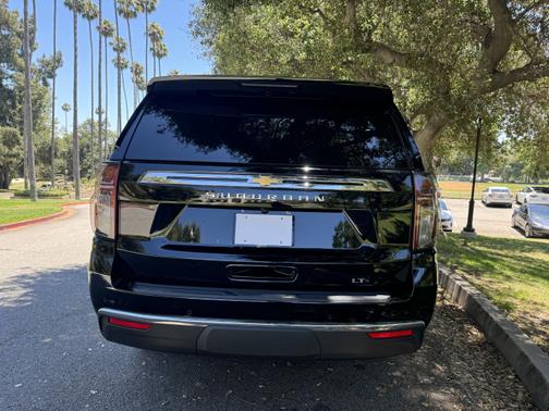 2021 Chevrolet Suburban LT